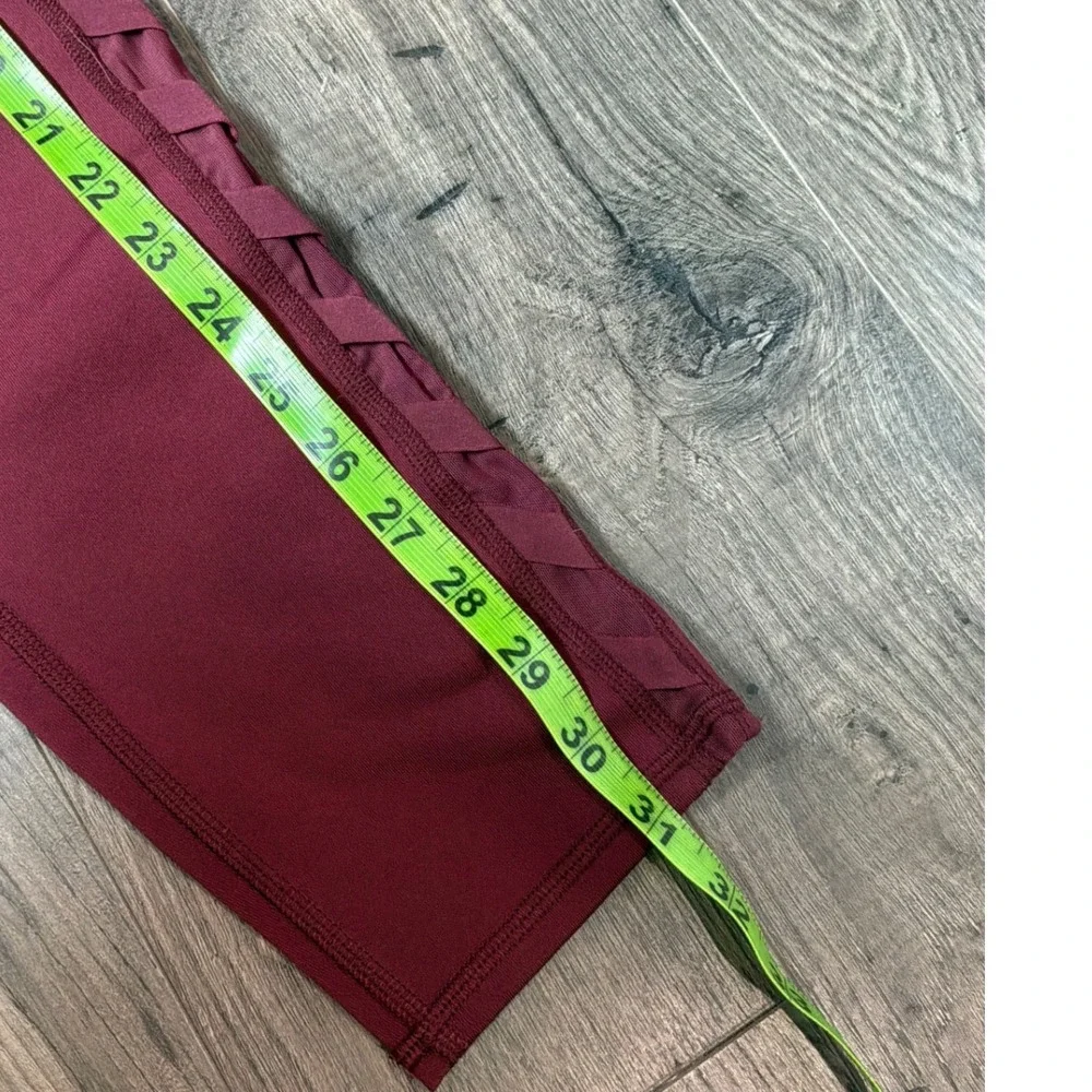 Alo Yoga Lattice Mesh‎ High-Waist Crop Leggings Burgundy Red Large W5505R
